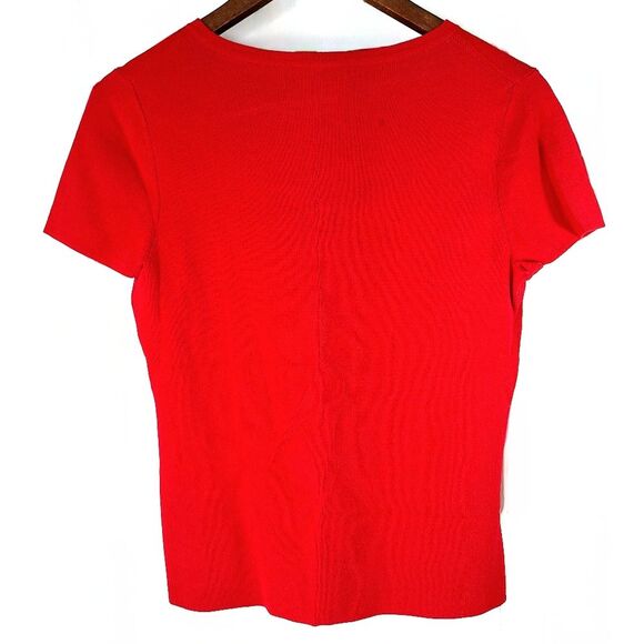 Cable & Gauge Red Chain Embellished V-Neck Short Sleeve Blouse Crop Top Sz M - Picture 9 of 10